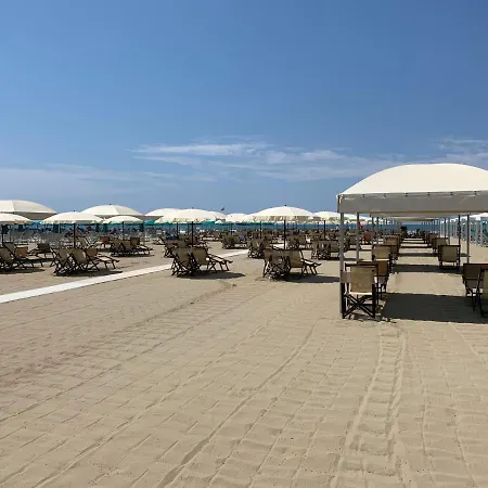 Stabilimento Balneare Citta Giardino - Casa Ferienhaus Viareggio